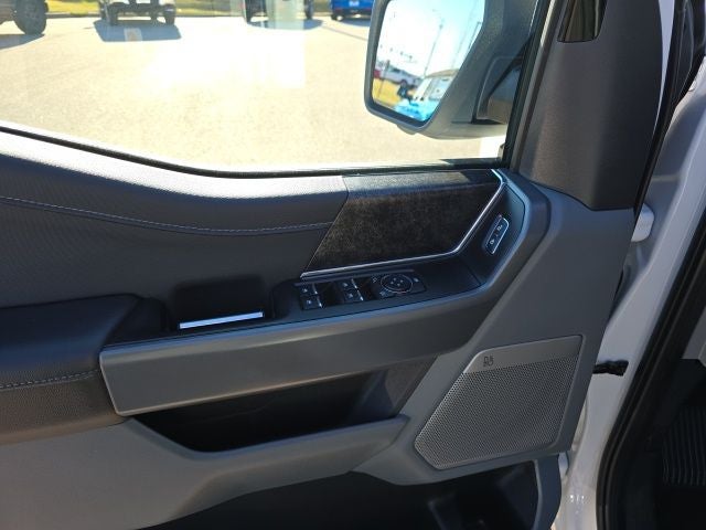 2024 Ford F-150 Lightning Flash