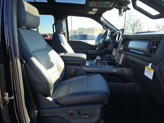 2025 Ford F-150 Lightning Lariat