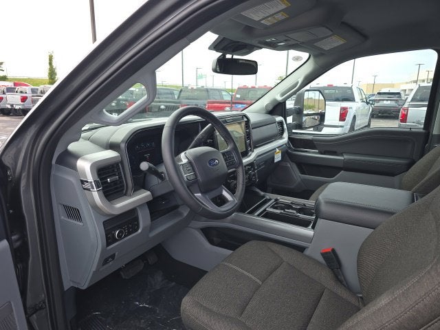 2027 Ford F-250SD XLT