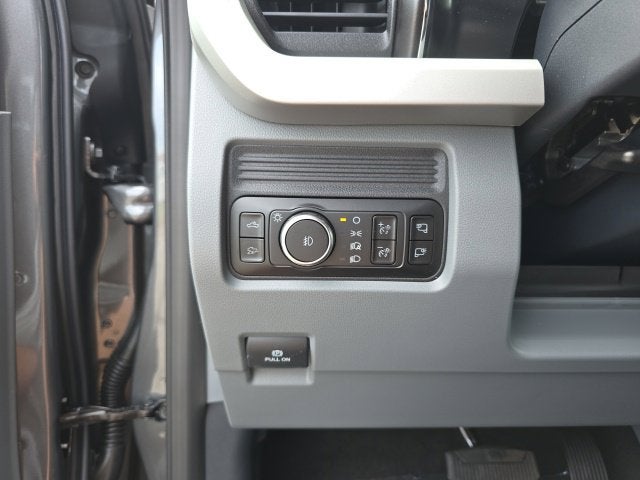 2027 Ford F-250SD XLT