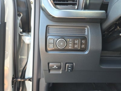 2025 Ford F-350SD Lariat