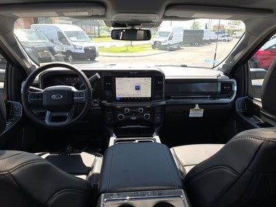 2025 Ford F-350SD Lariat