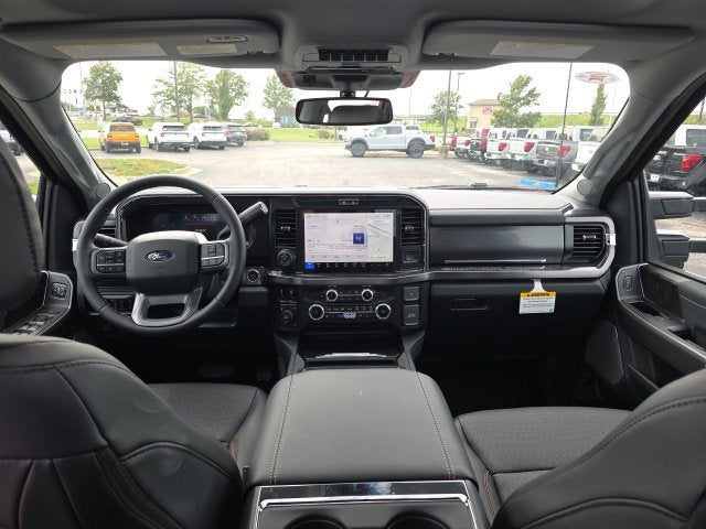 2027 Ford F-350SD Lariat DRW