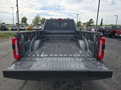 2027 Ford F-350SD Lariat DRW