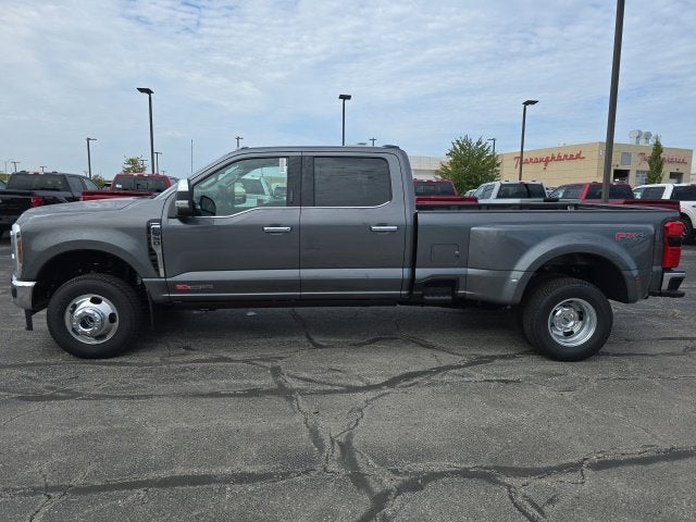 2027 Ford F-350SD Lariat DRW
