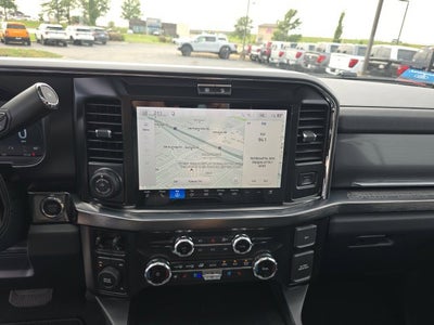 2027 Ford F-350SD Lariat DRW