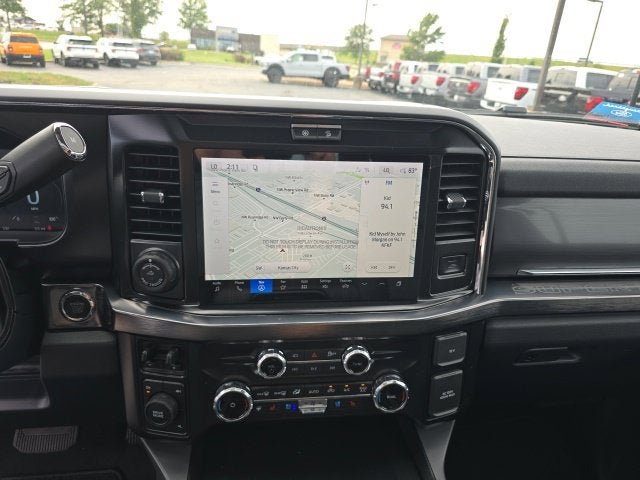2027 Ford F-350SD Lariat DRW