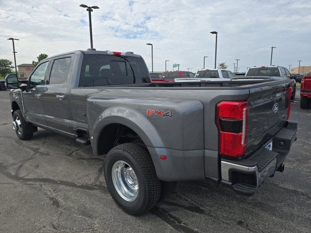 2027 Ford F-350SD Lariat DRW