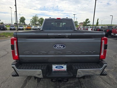 2027 Ford F-350SD Lariat DRW