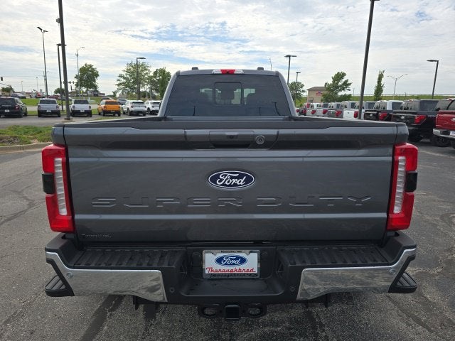 2027 Ford F-350SD Lariat DRW