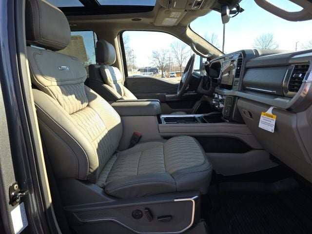 2026 Ford F-450SD Platinum DRW