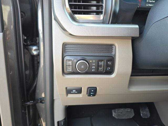 2026 Ford F-450SD Platinum DRW