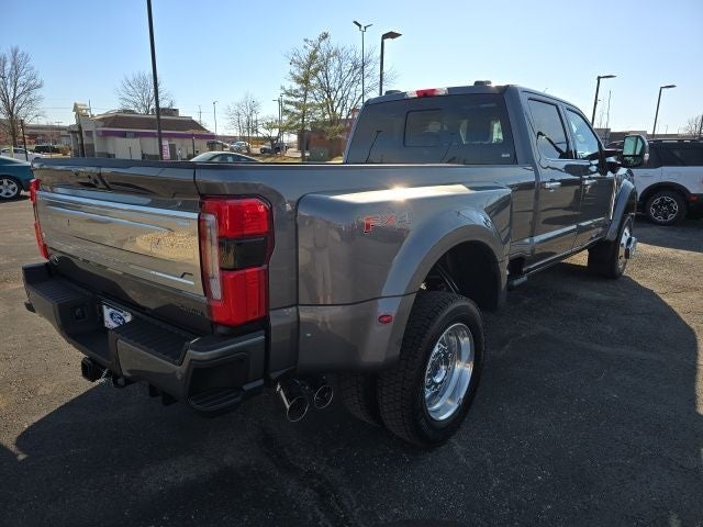 2026 Ford F-450SD Platinum DRW