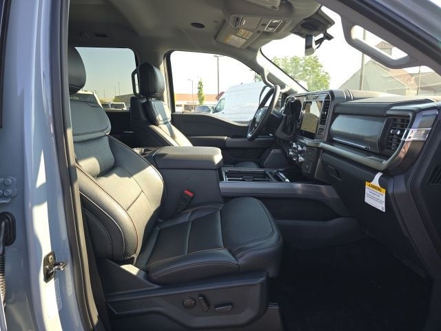 2026 Ford F-450SD Lariat DRW