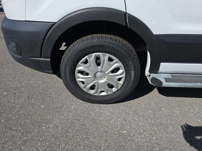 2022 Ford Transit-250 Base