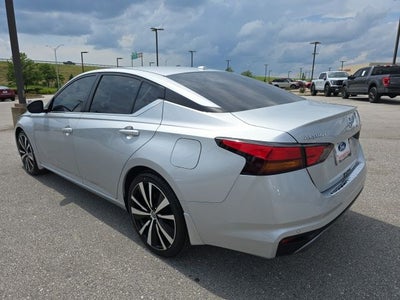 2022 Nissan Altima 2.5 SR