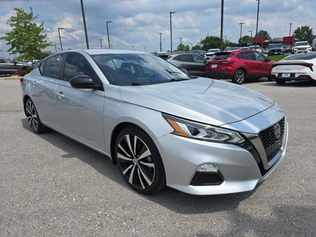 2022 Nissan Altima 2.5 SR