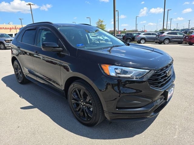 2022 Ford Edge SE