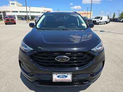 2022 Ford Edge SE