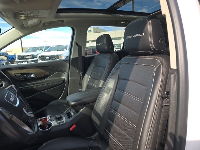 2022 GMC Terrain Denali