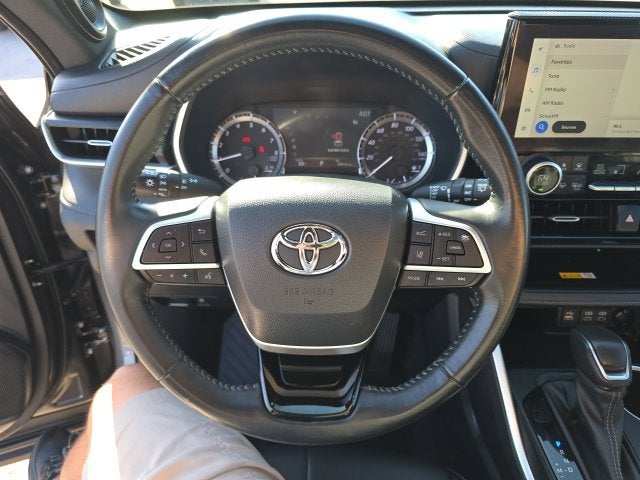 2023 Toyota Highlander XSE