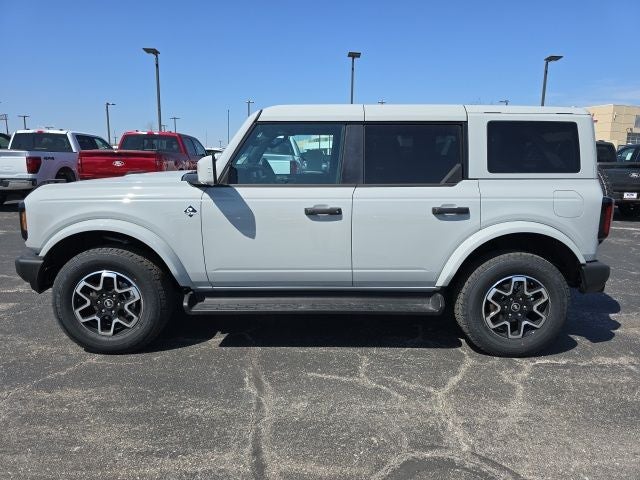 2026 Ford Bronco Outer Banks®