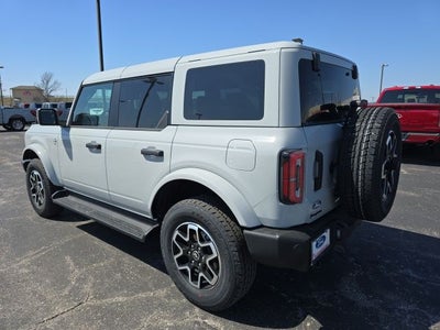 2026 Ford Bronco Outer Banks®