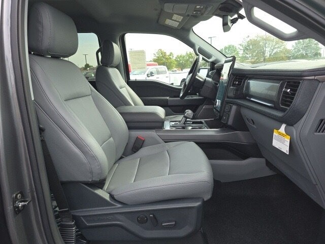 2025 Ford F-150 Lightning Flash™