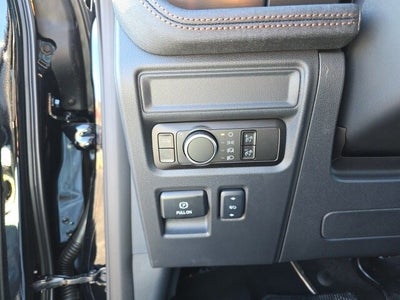 2025 Ford F-150 Lightning Lariat®